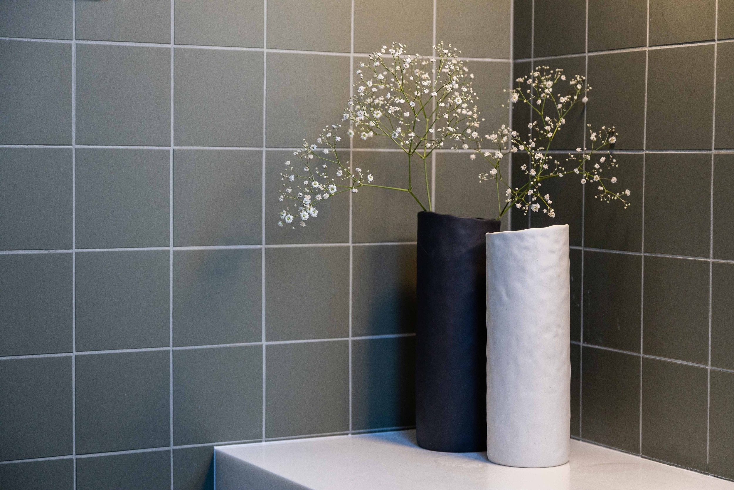 Bernie Vase - White