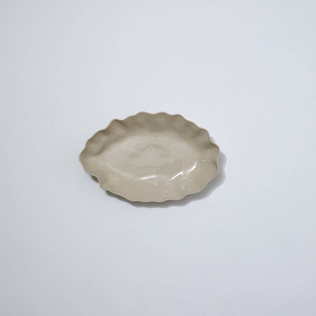 Ruffle Rectangle Platter Chalk White (M)