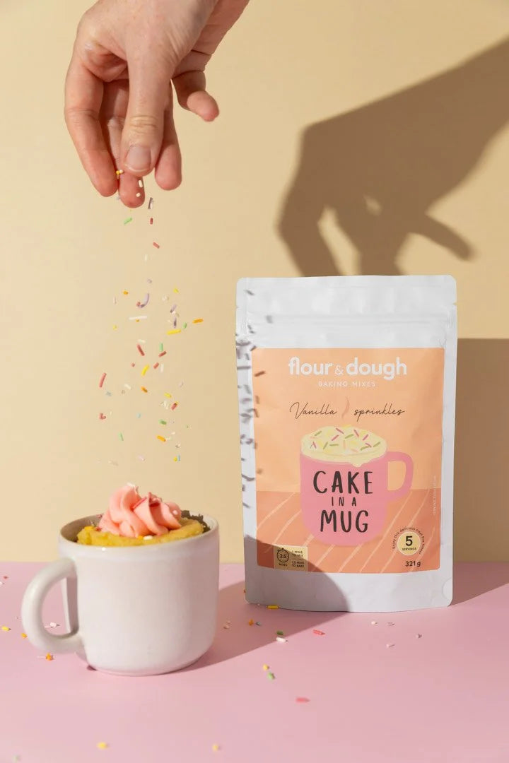 Flour & Dough - Cake In A Mug - Vanilla Sprinkles