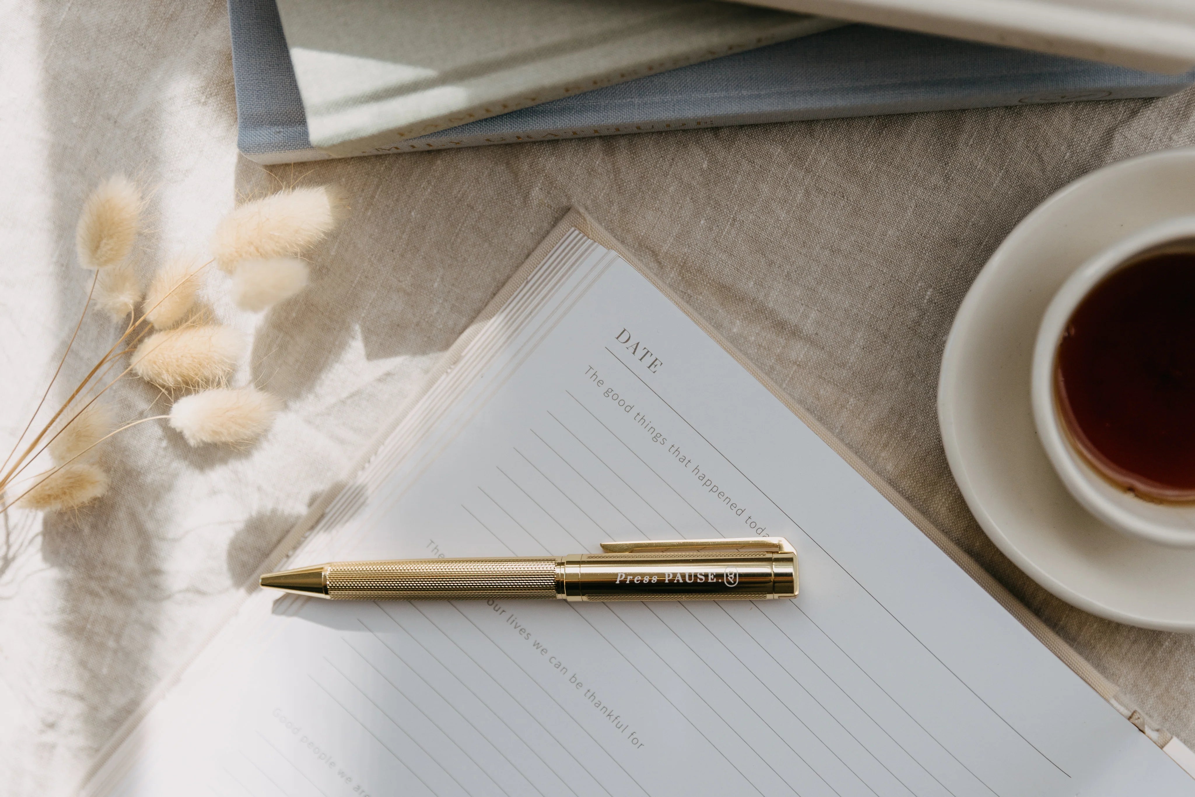 ‘Press Pause’ Gold Luxe Pen