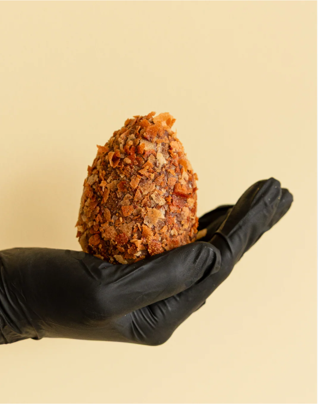 Biscoff Crumble Milk Chocolate Egg