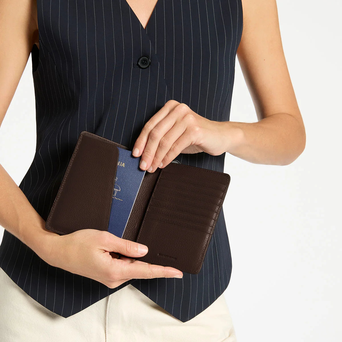 In Transit Leather Passport Wallet - Cocoa