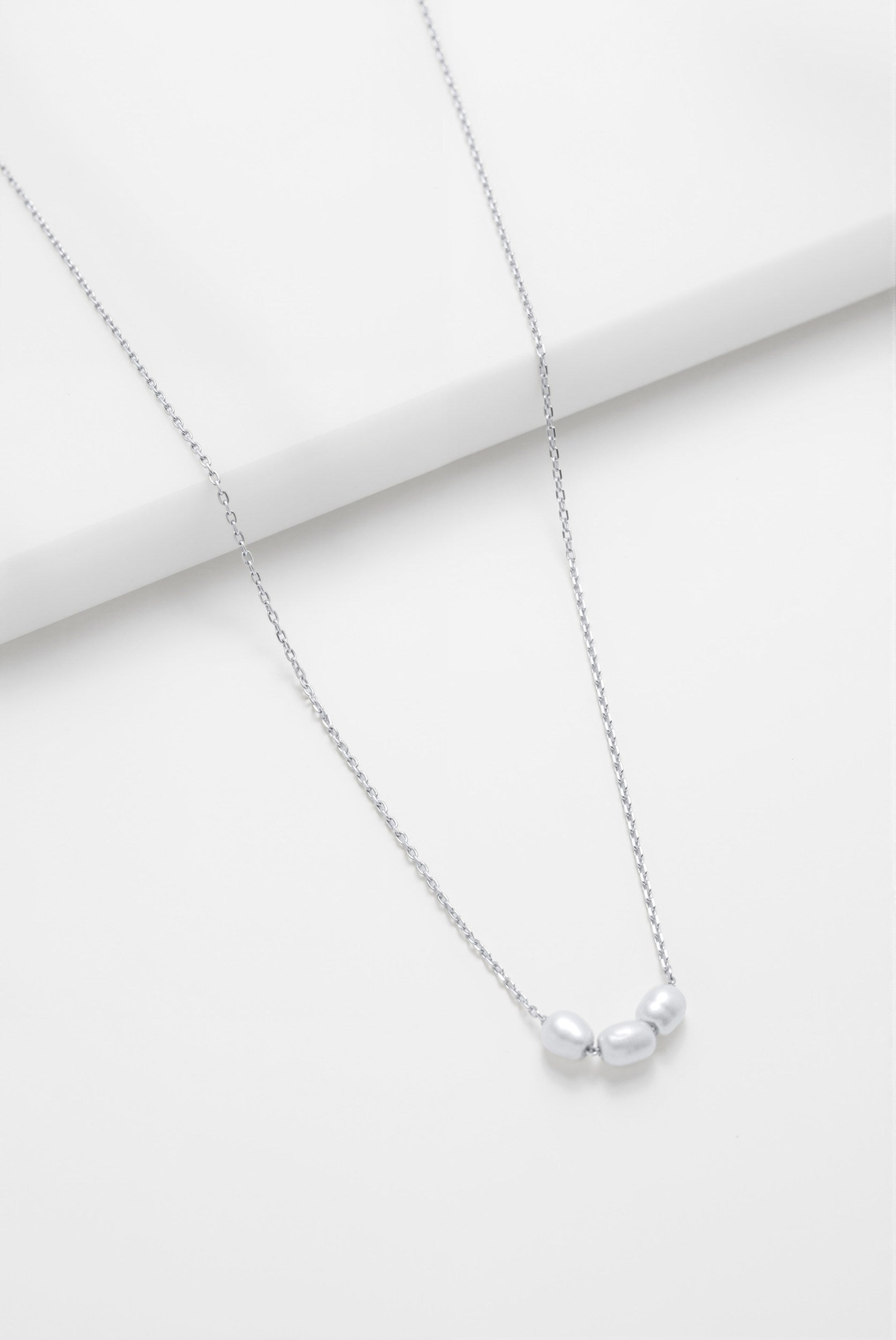 Mini Pearl Necklace