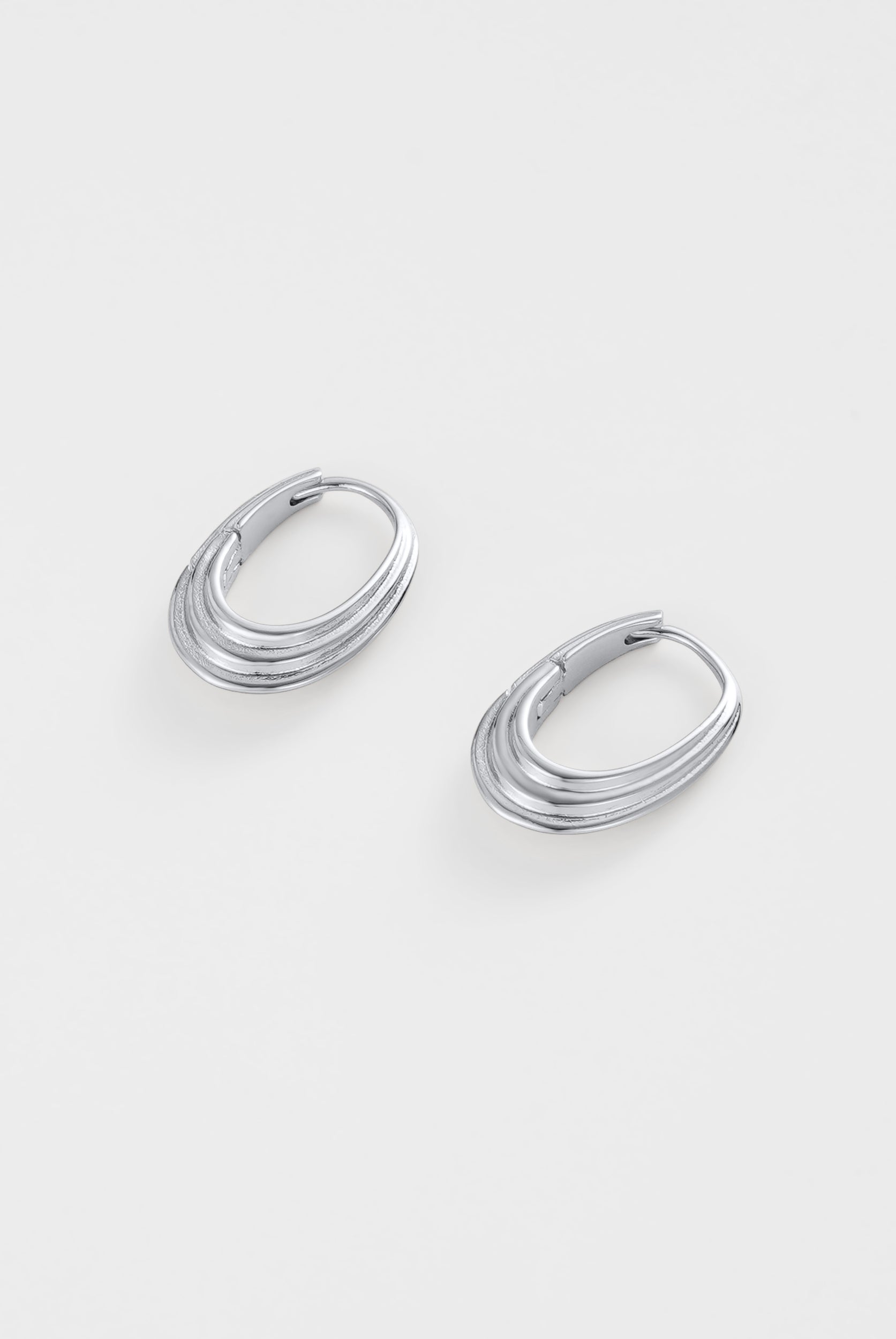 Marley Hoop - Medium