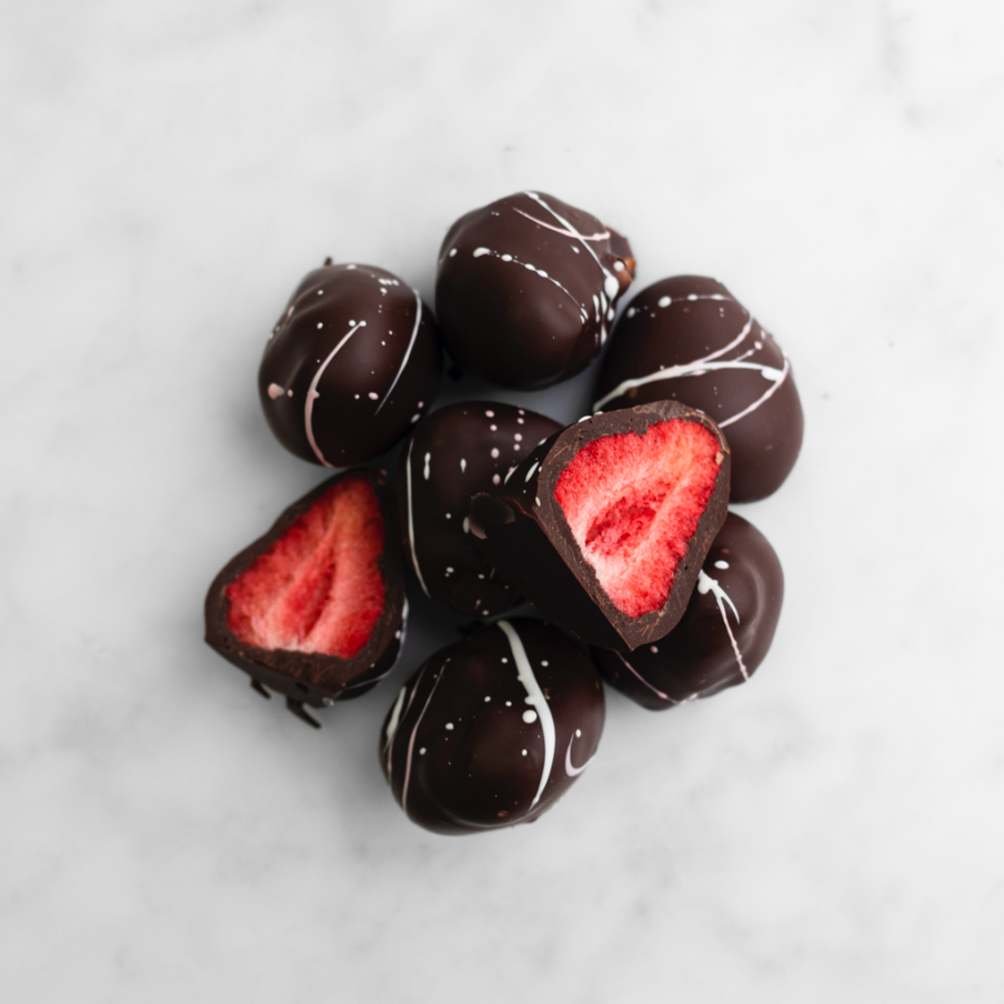 Dark chocolate strawberries