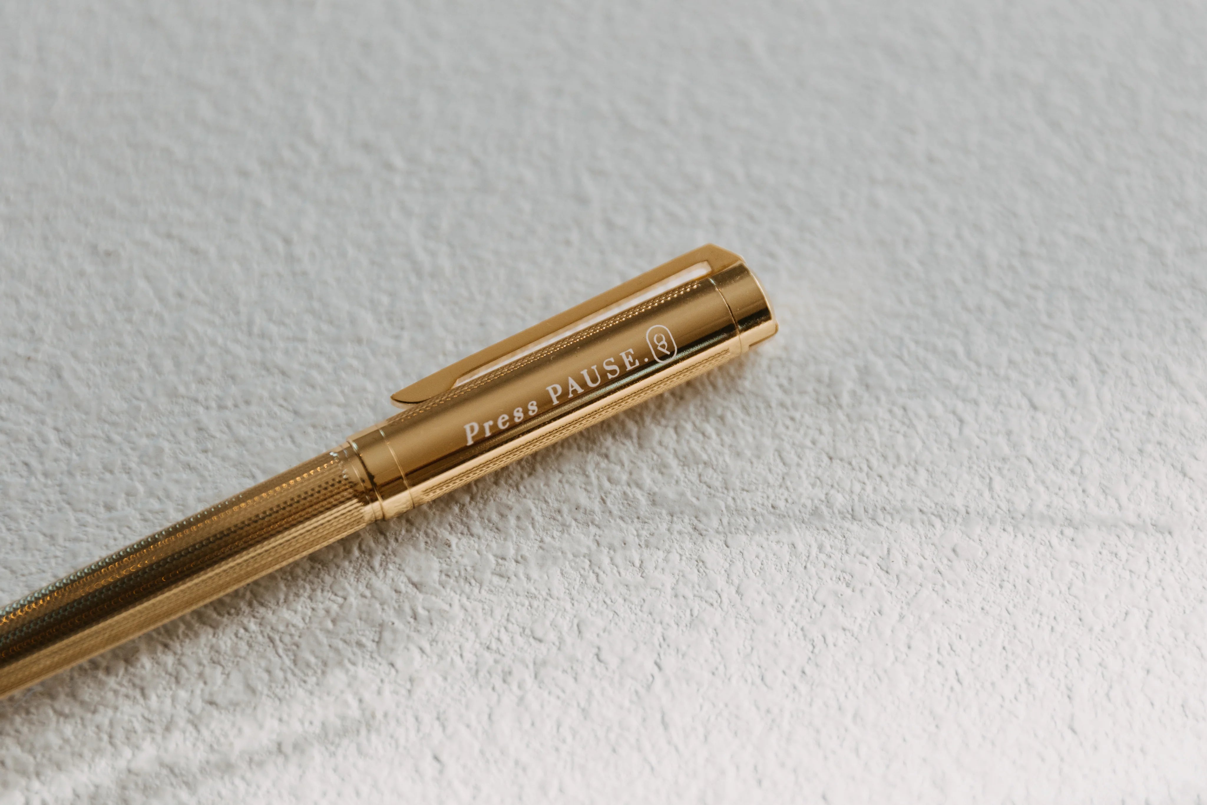 ‘Press Pause’ Gold Luxe Pen
