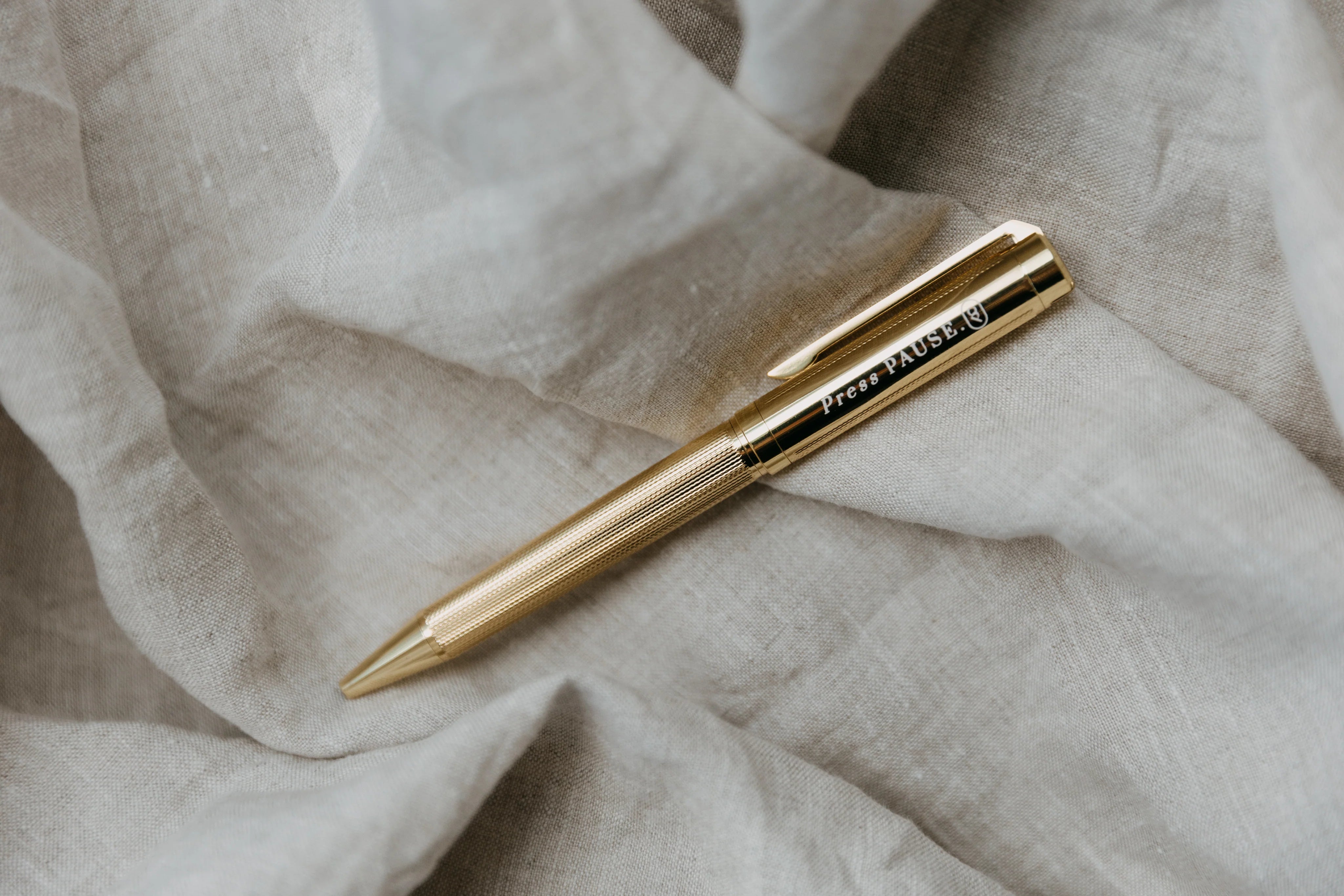 ‘Press Pause’ Gold Luxe Pen