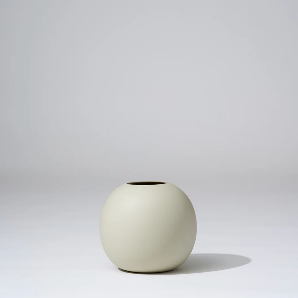 Cloud Bubble Vase Chalk - Medium
