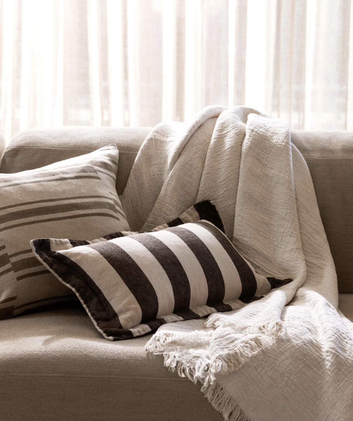 Ava Nougat Pure Linen Throw - 150 x 210cm