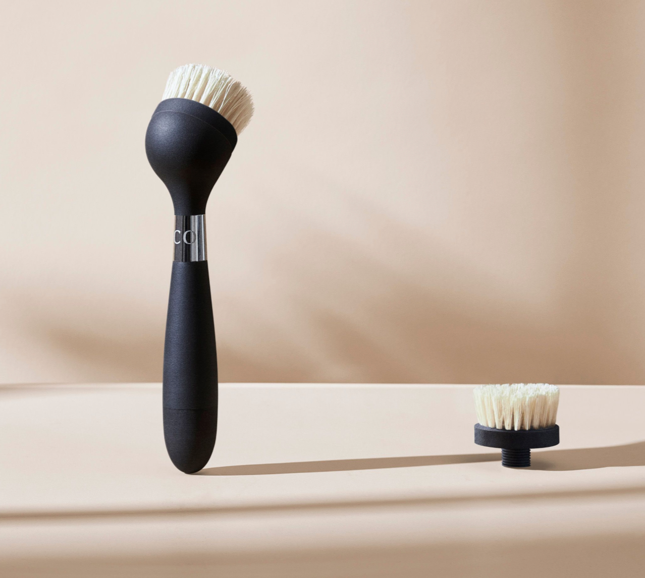 The One Brush - Black
