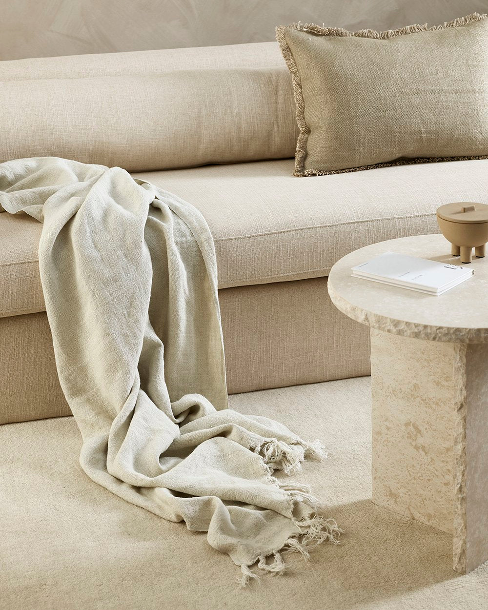 Dover Cushion Natural - 40 x 60cm