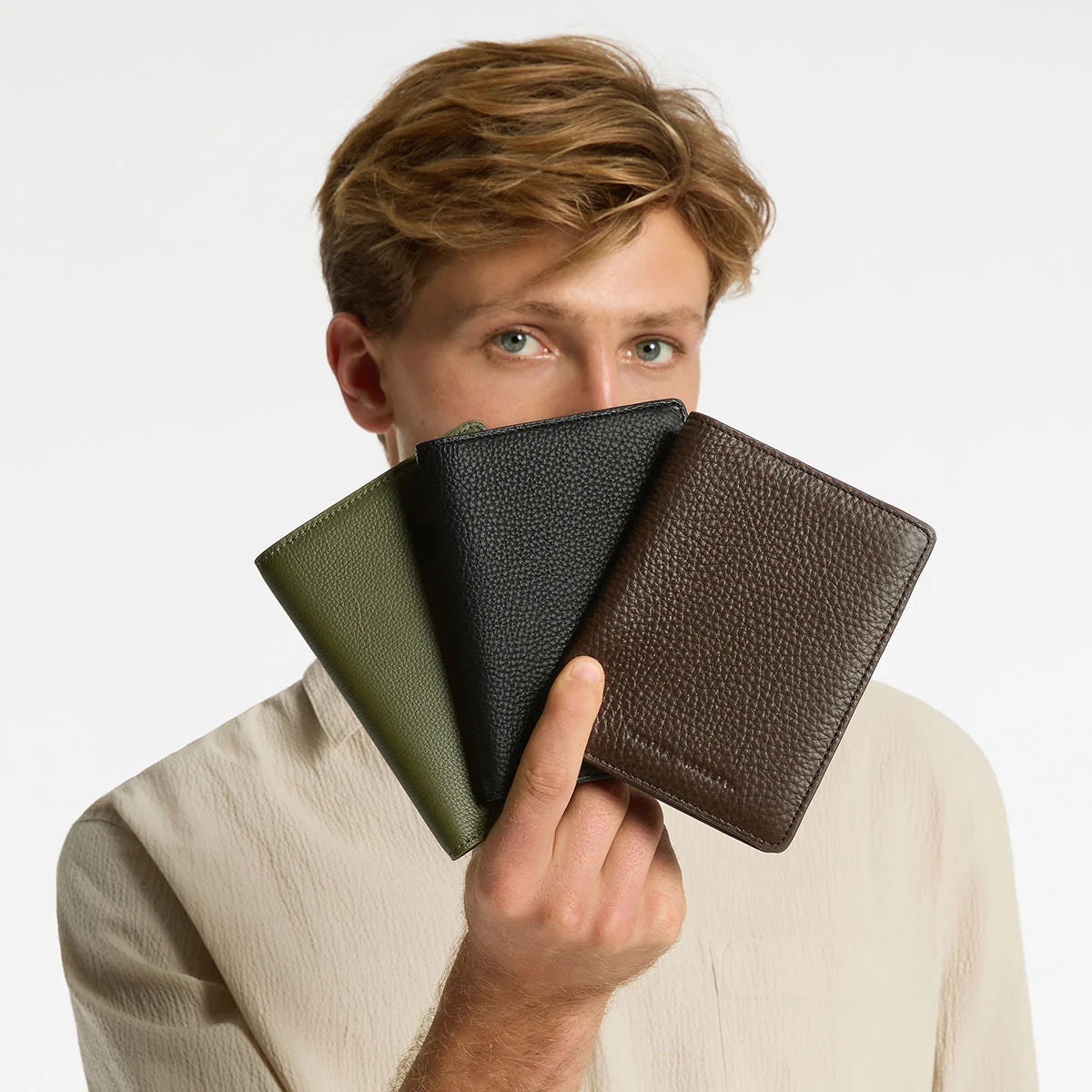 In Transit Leather Passport Wallet - Cocoa